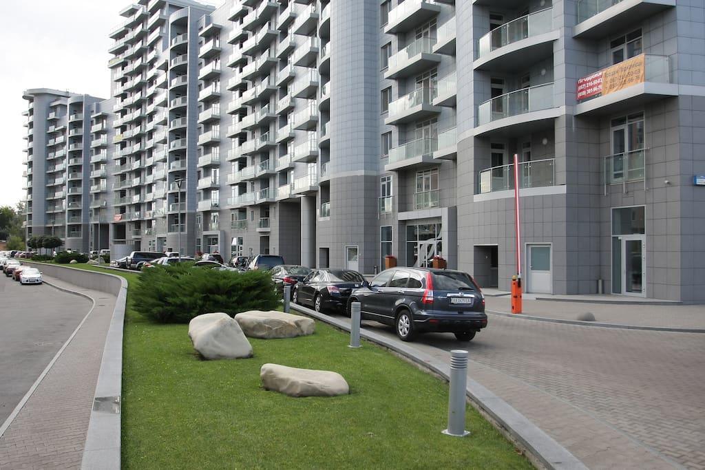 Apartments Raisy Okipnoi キエフ エクステリア 写真